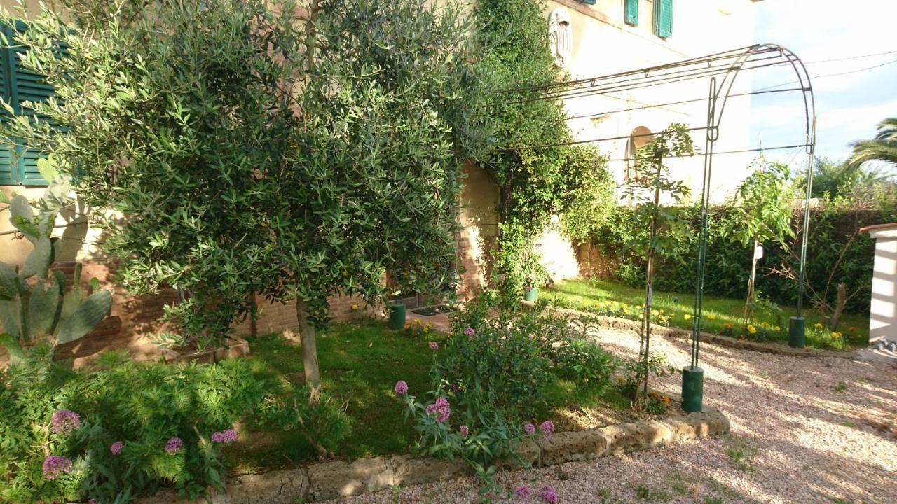 Готель La Stanza Del Podere Isabella Сан-Вінченцо Екстер'єр фото
